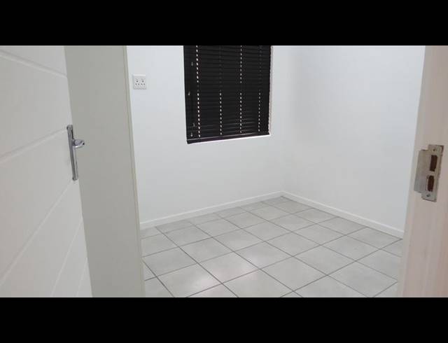 3 BEDROOM PROPERTY TO RENT IN ZEVENZICHT